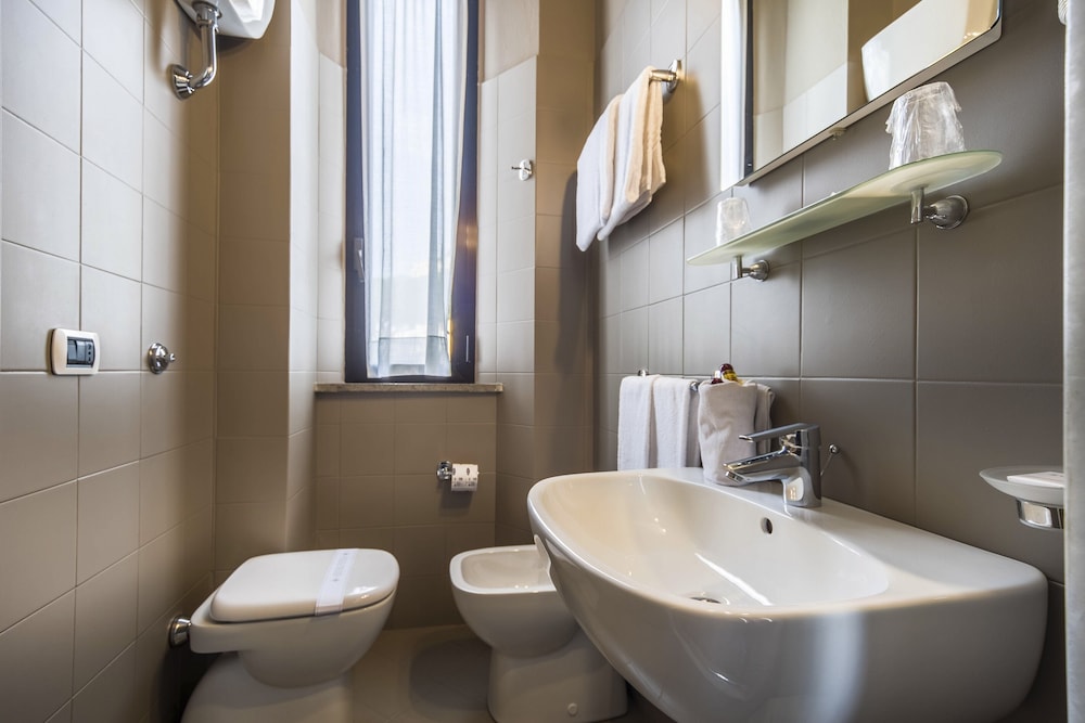 Hotel Est 40/42