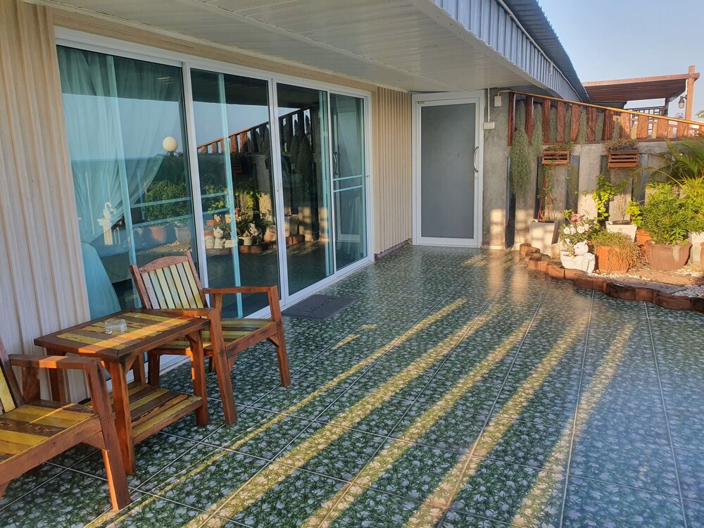 Saikaew Boutique Hotel 61/72