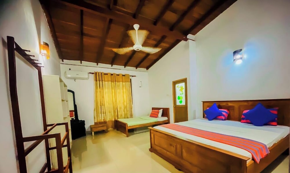 Sajee Villa 15/50