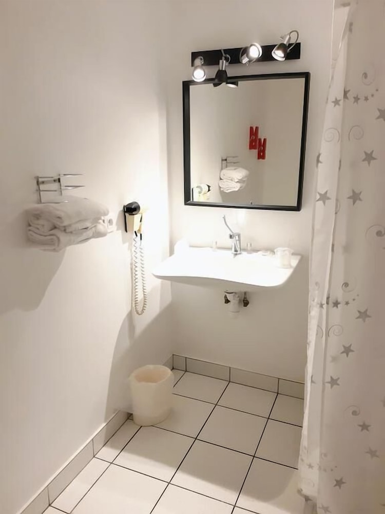Brit Hotel Besancon l'Horloge 48/50
