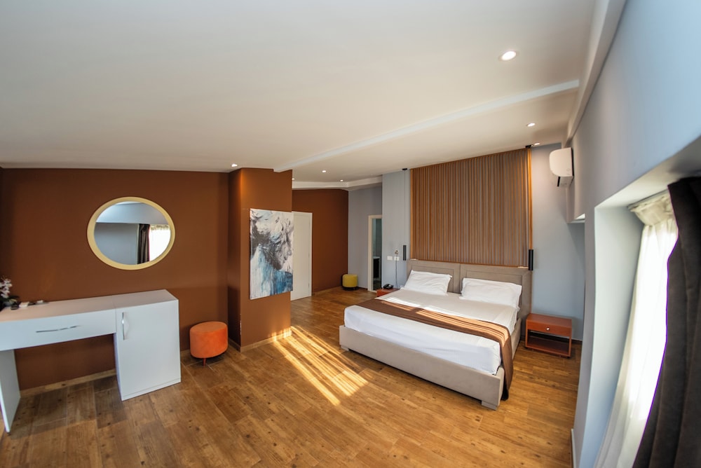 Olivar Hotel Tirana 29/60