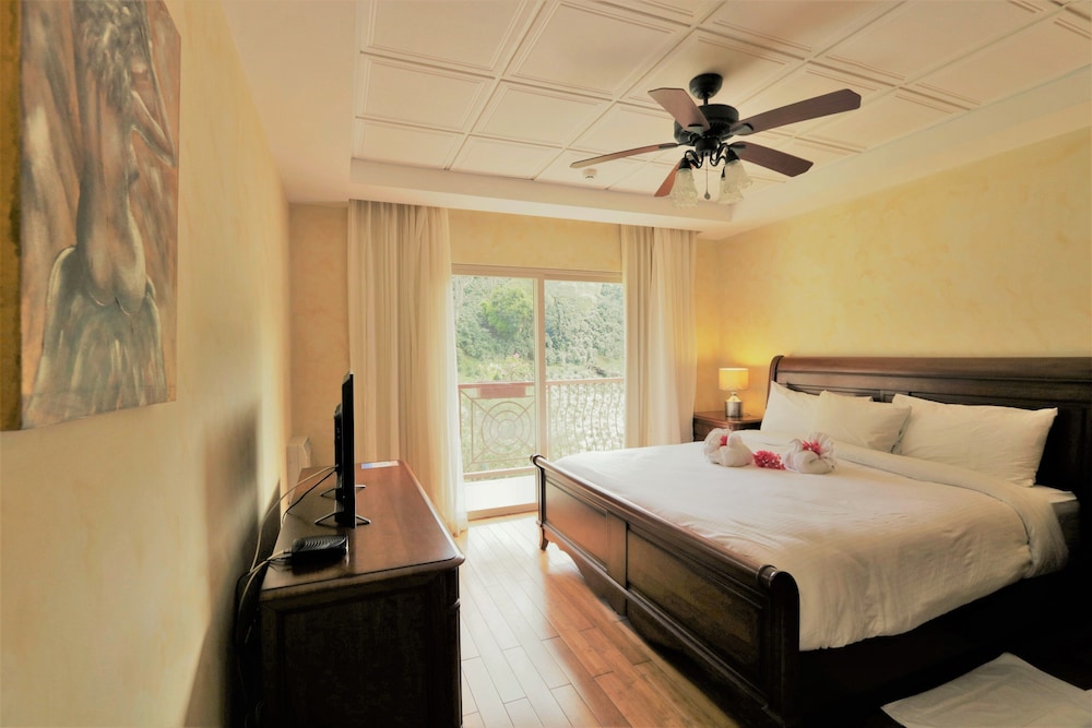 Valle Del Rio S A Hotel 24/68