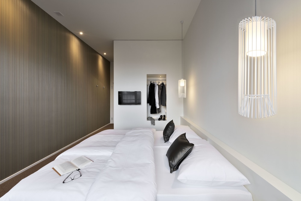Trafo Hotel 49/54