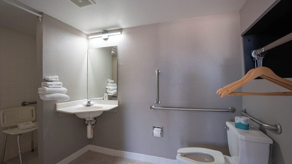 Motel6 Rochester, MN 56/57