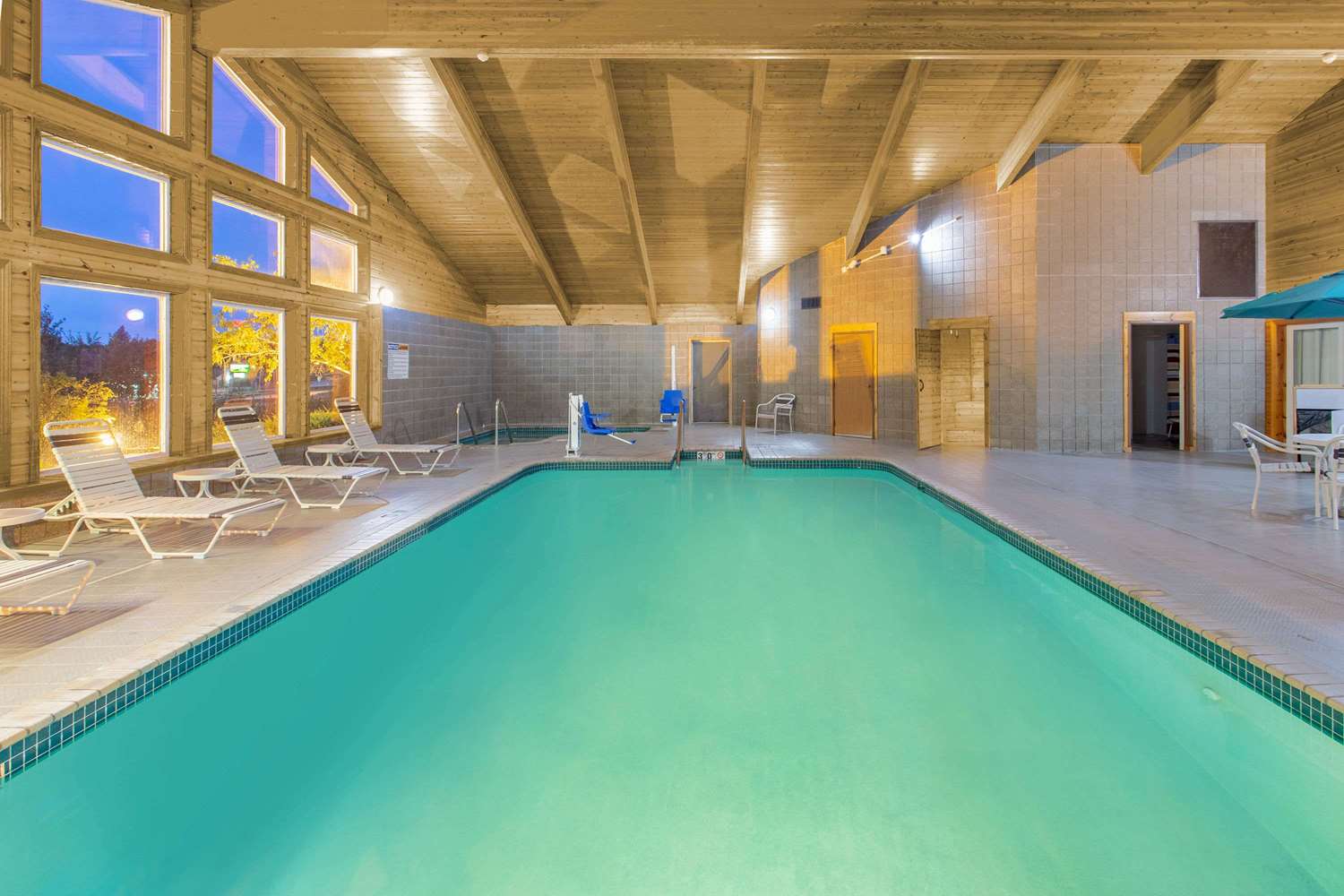 Americinn By Wyndham Rhinelander 20/33