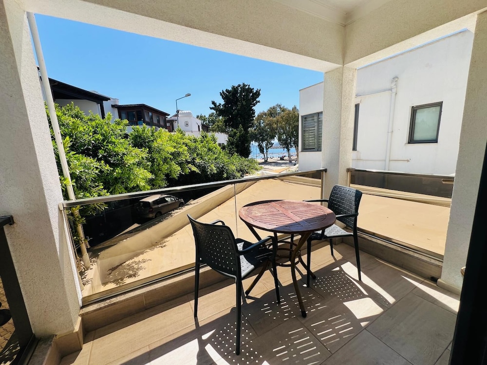 Kumsal Apart Otel Turgutreis 23/28