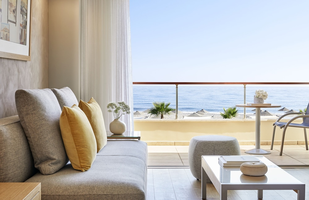 Minoa Palace Resort 33/68