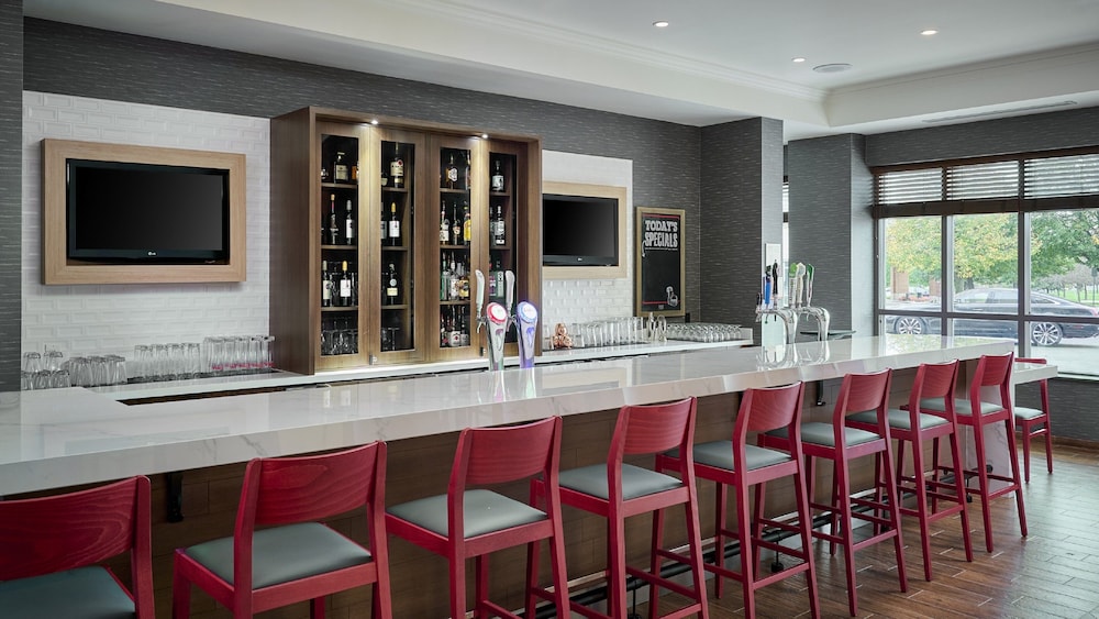 Holiday Inn Hotel Suites Oakville Bronte 61/78