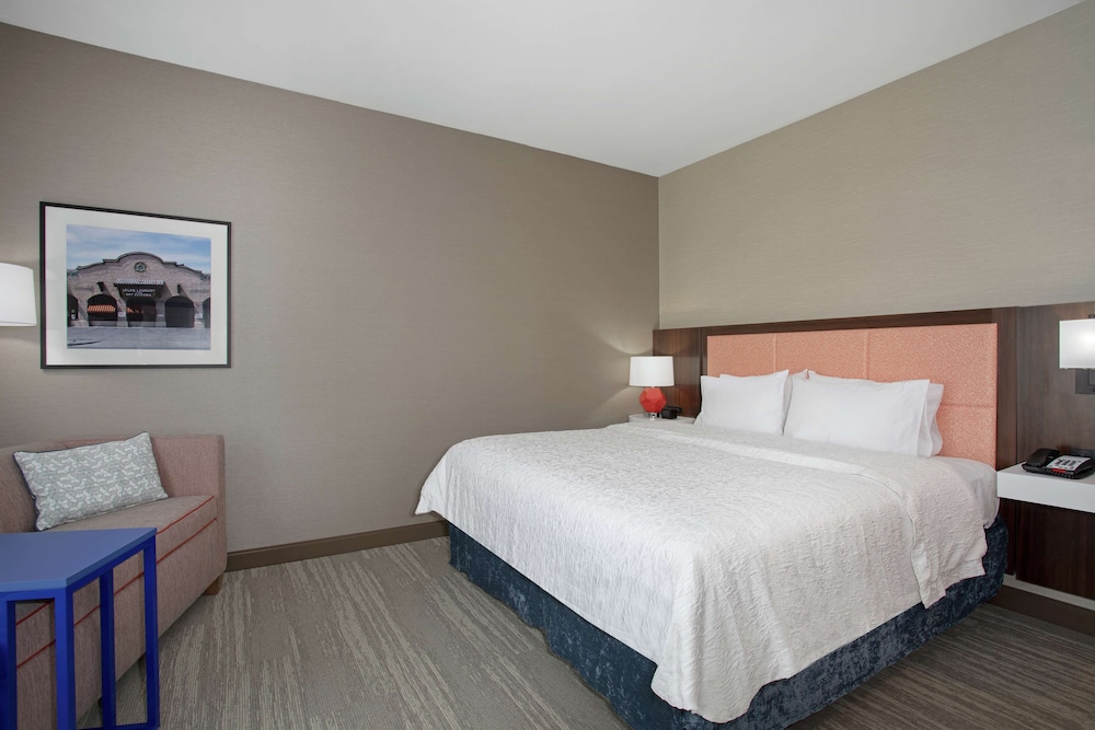 Hampton Inn & Suites Logan 16/48
