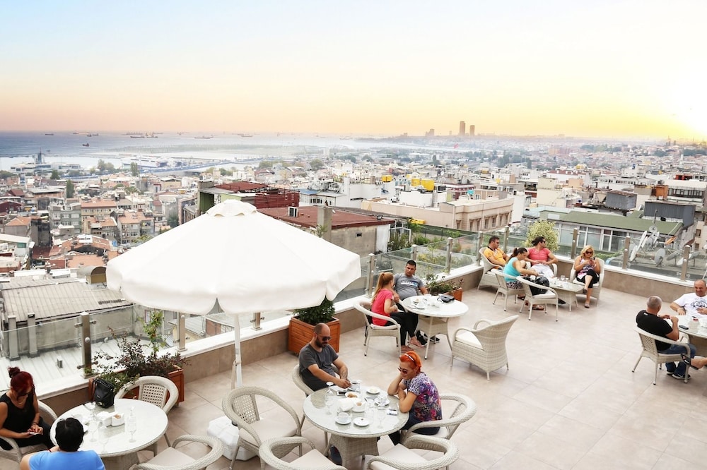 Benler Hotel 25/30