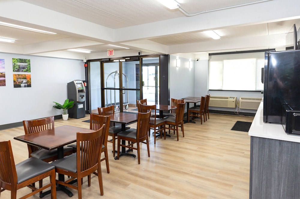 Budget Host Inn 47/60