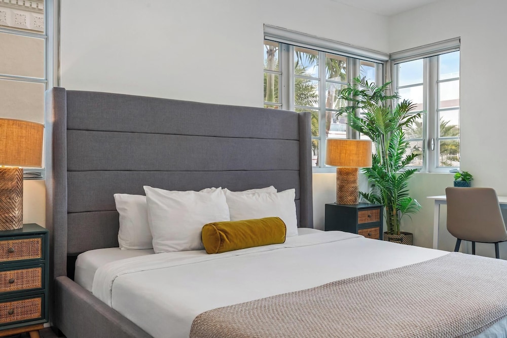 Luxuri Suites 21/50