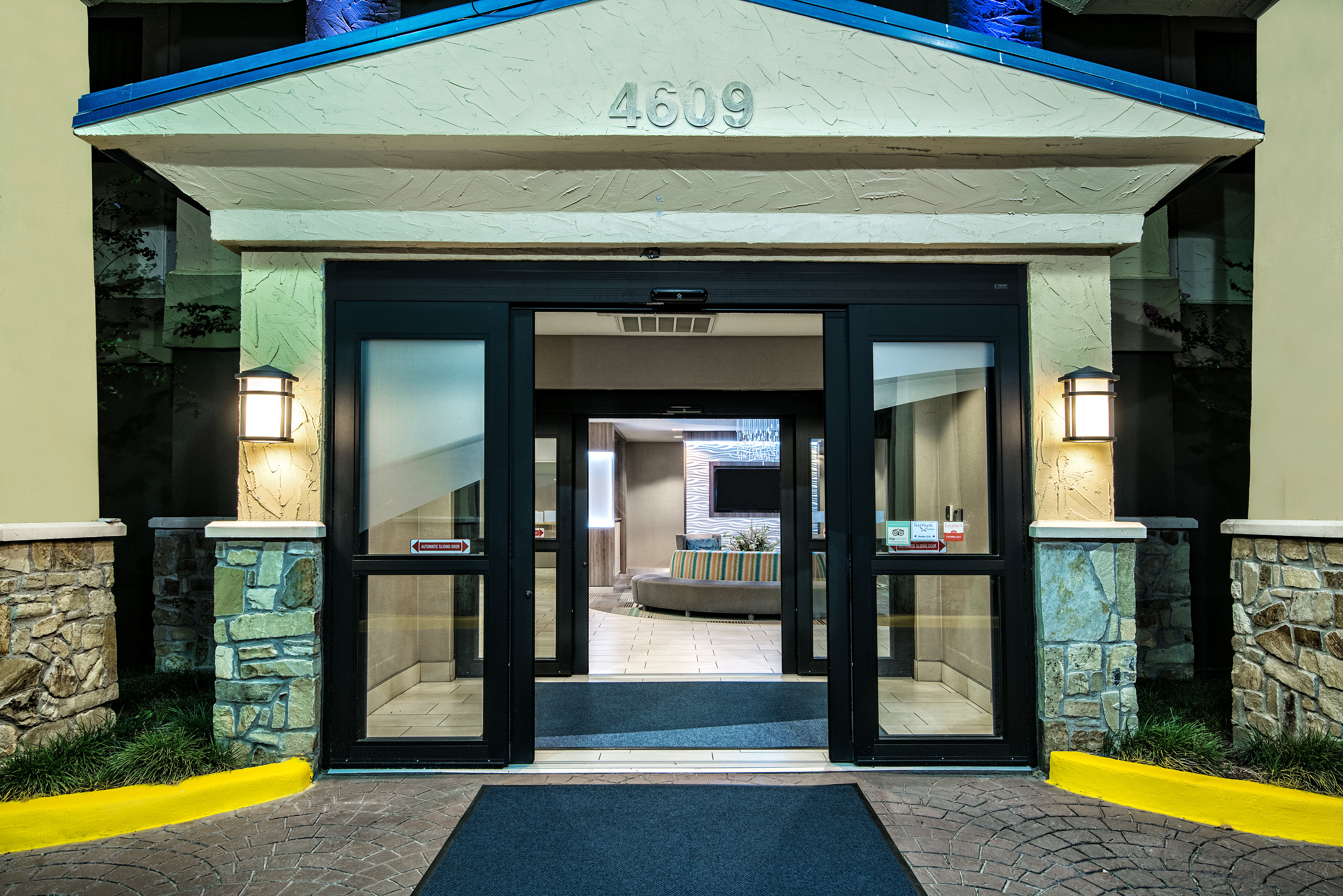 Holiday Inn Express Hotel And Suites Fort Worth Southwest I 20 15/56