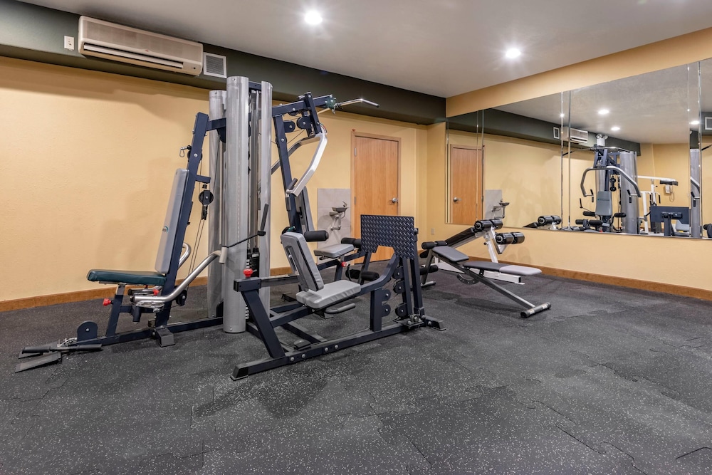 Mountain Edge Suites at Sunapee, an Ascend Collection Hotel 43/69