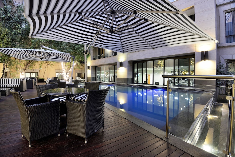 Davinci Hotel And Suites On Nelson Mandela Square 39/67