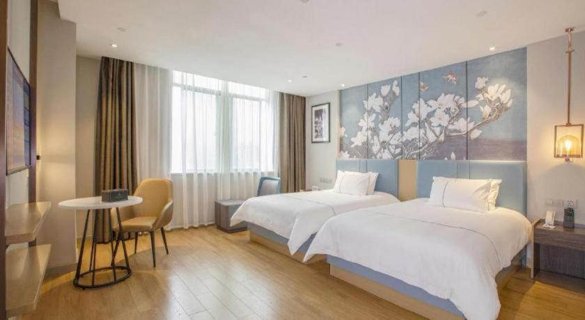 Magnotel Hotel (Dongxing Guomen Port) 22/50
