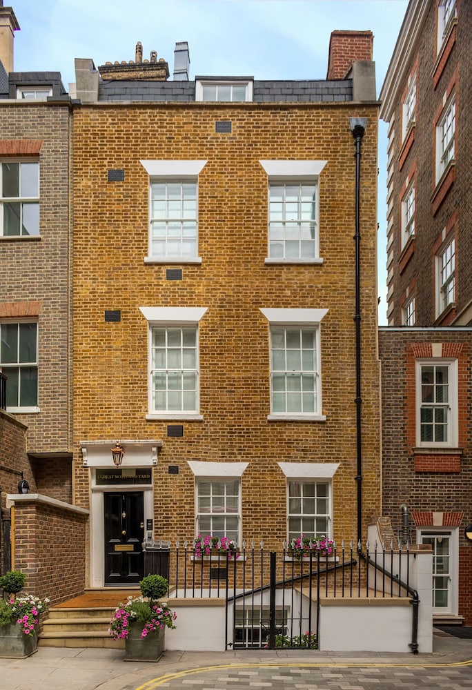 GREAT SCOTLAND YARD UNBOUND COLLECTION BY HYATT in LONDON