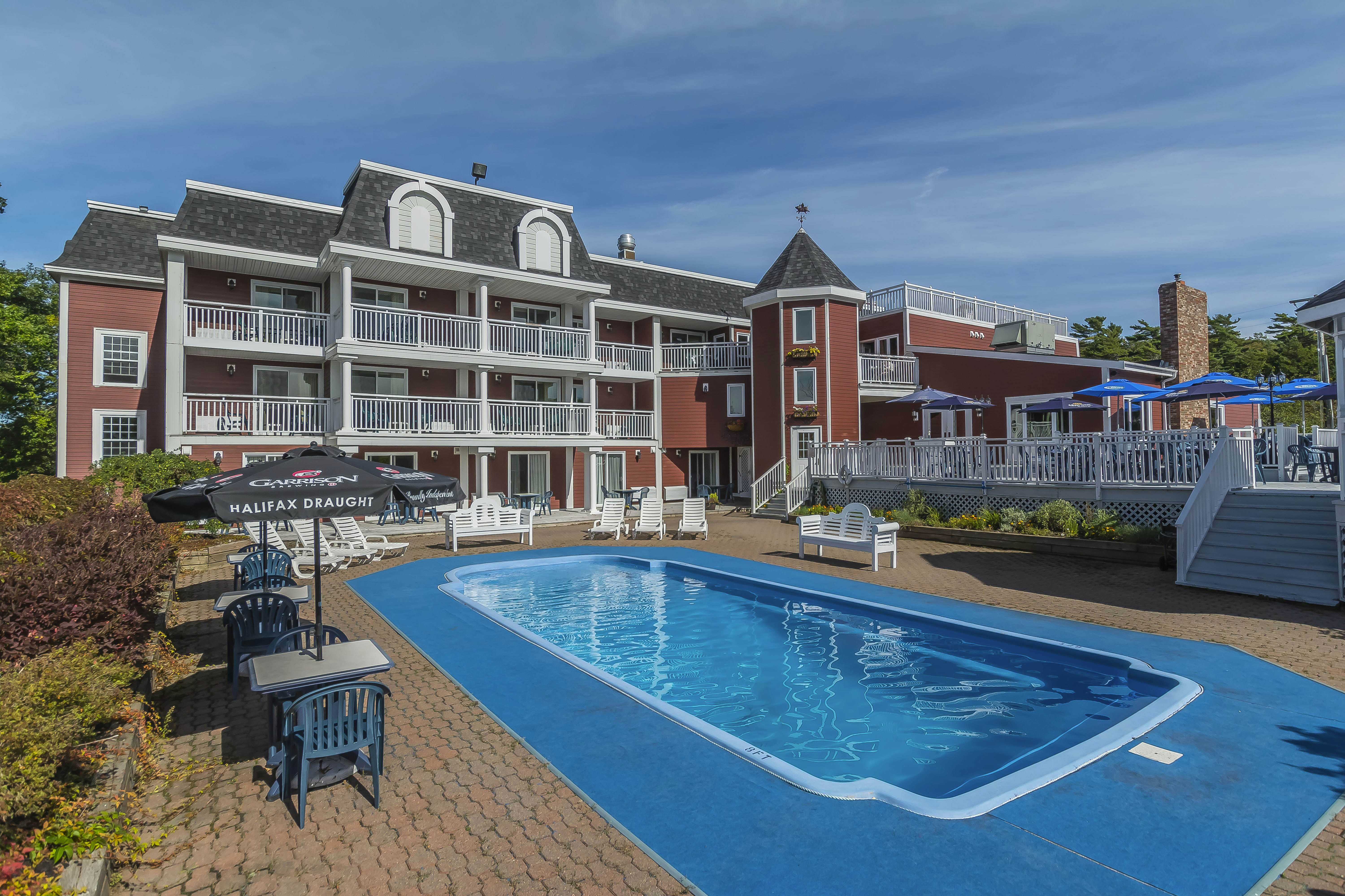 Inn On The Lake 4/29