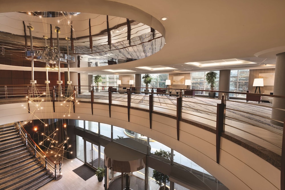 Radisson Hotel Vancouver Airport 35/45