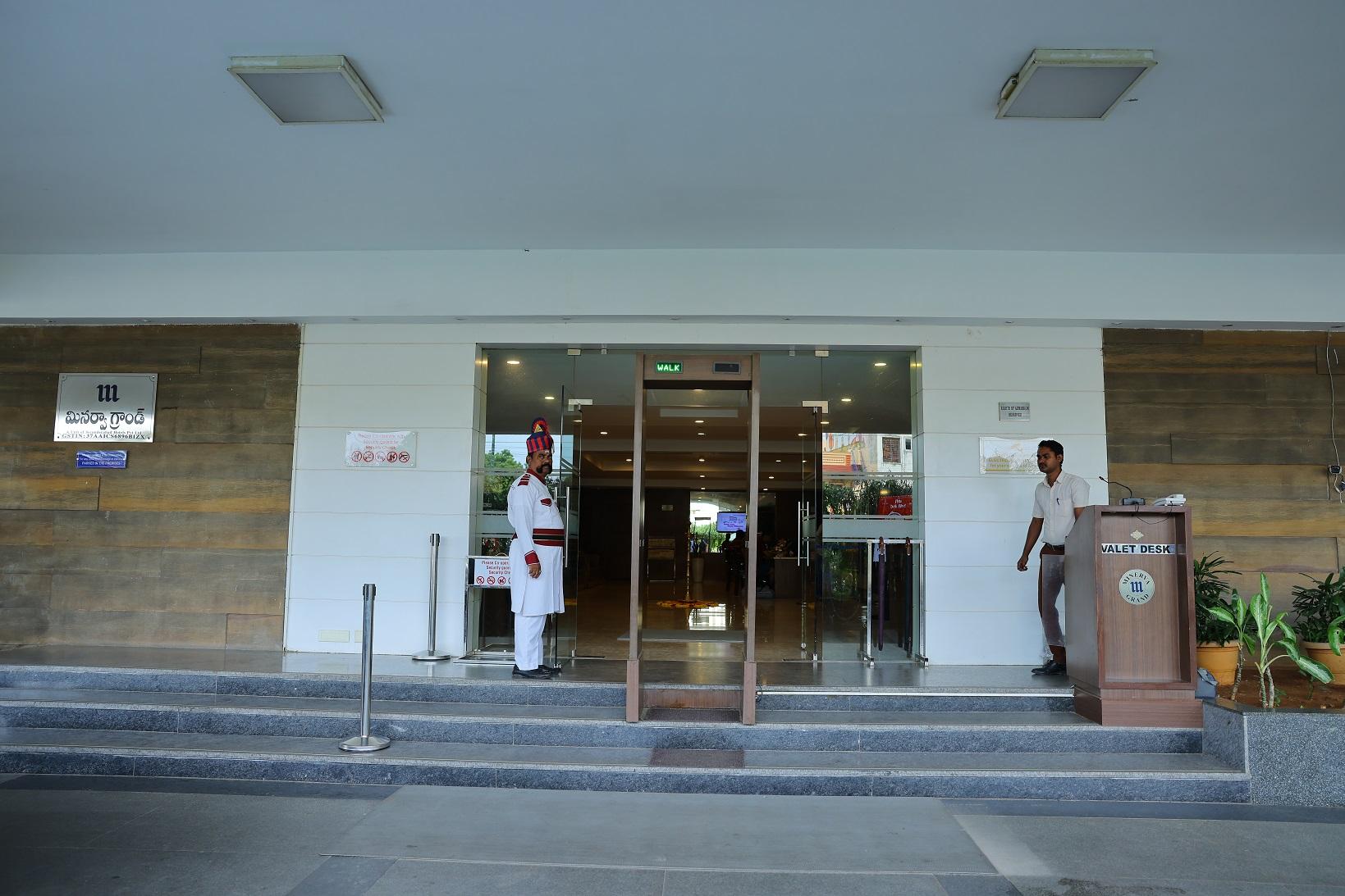 Minerva Grand Nellore 4/23