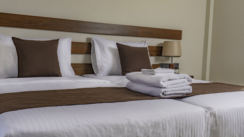 Hive 68 - Hotel And Resorts Negombo 20/59