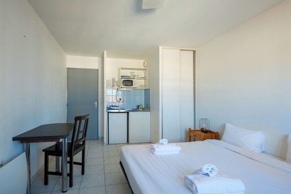 ResidHotel Cannes Festival 25/34