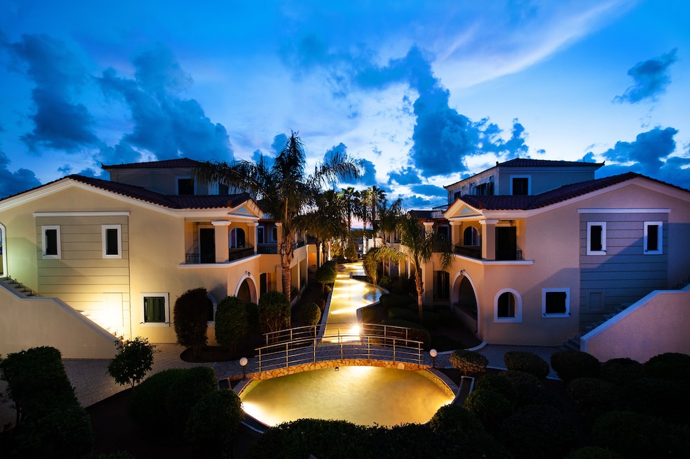 Messina Resort 40/47