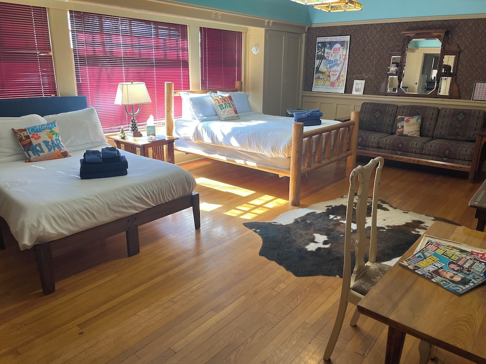 Greenway Manor 10/56