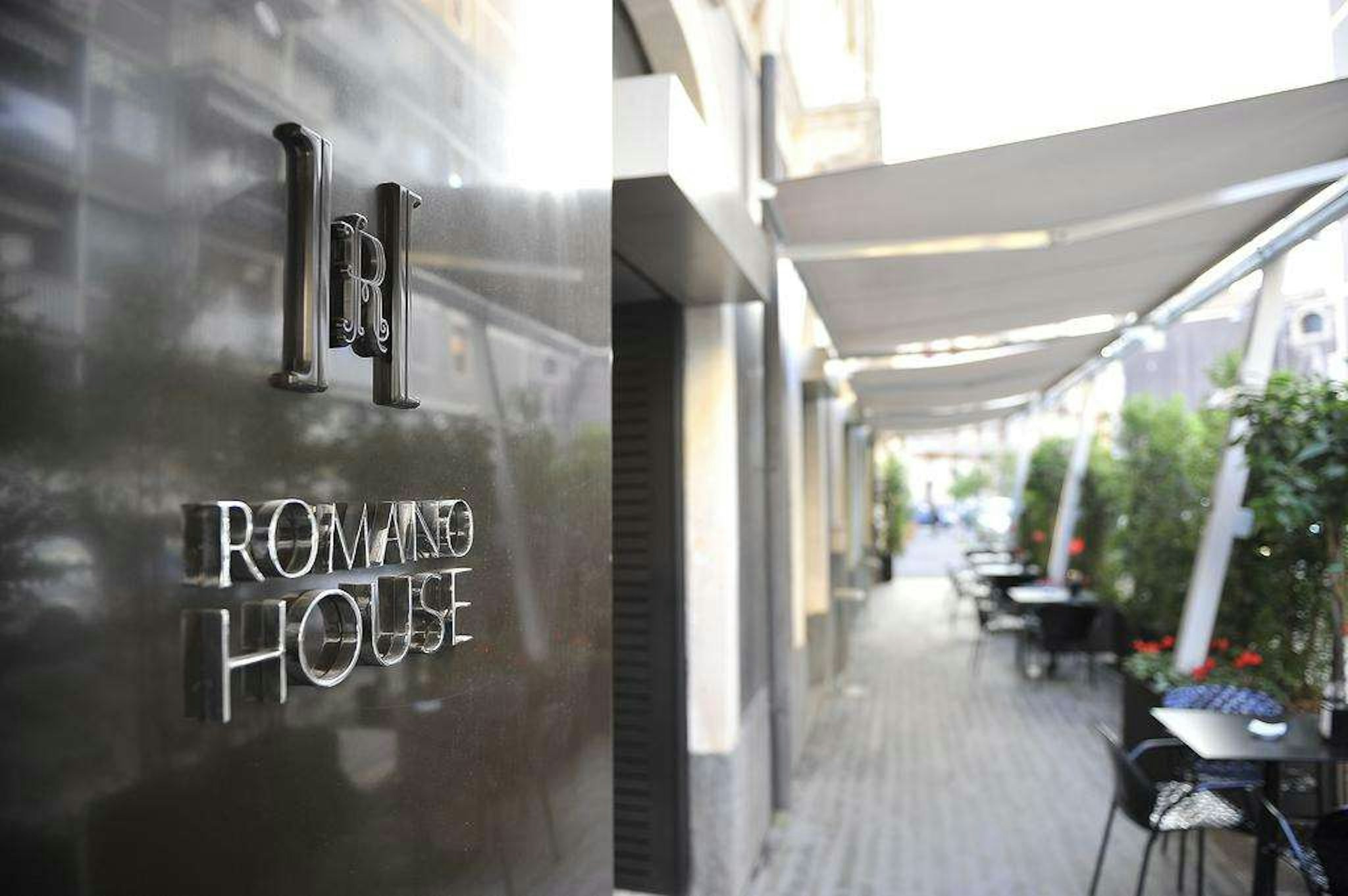 Romano House 6/69