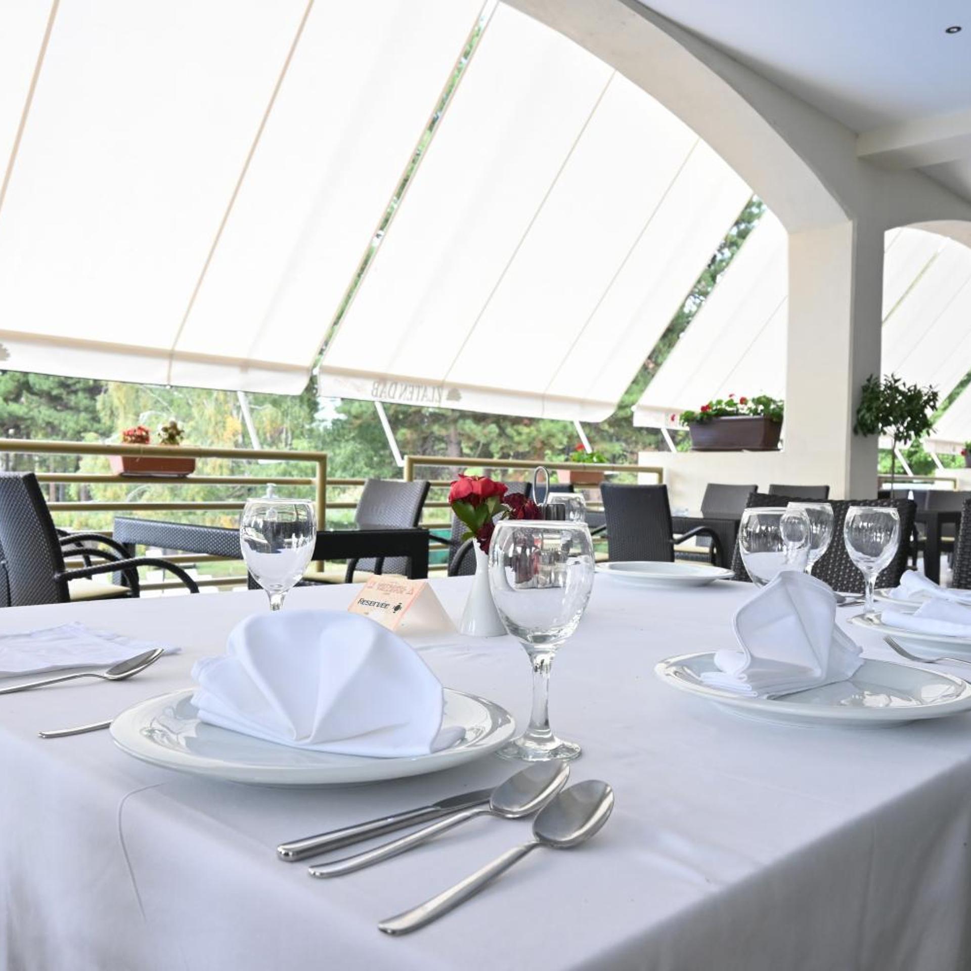 Hotel Bellevue 34/51