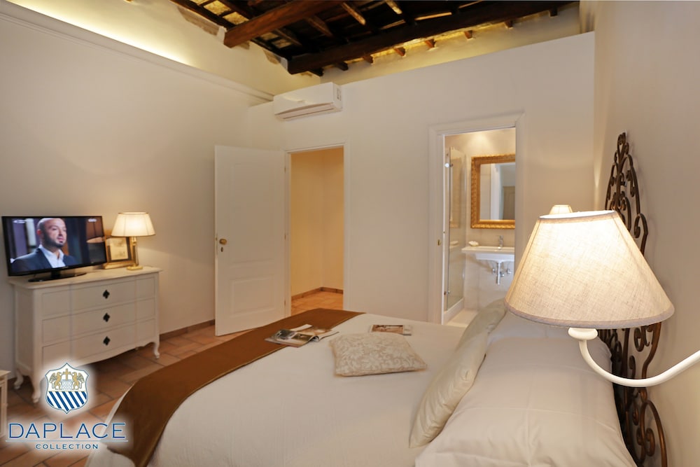 Madonna de Monti Suites 22/50