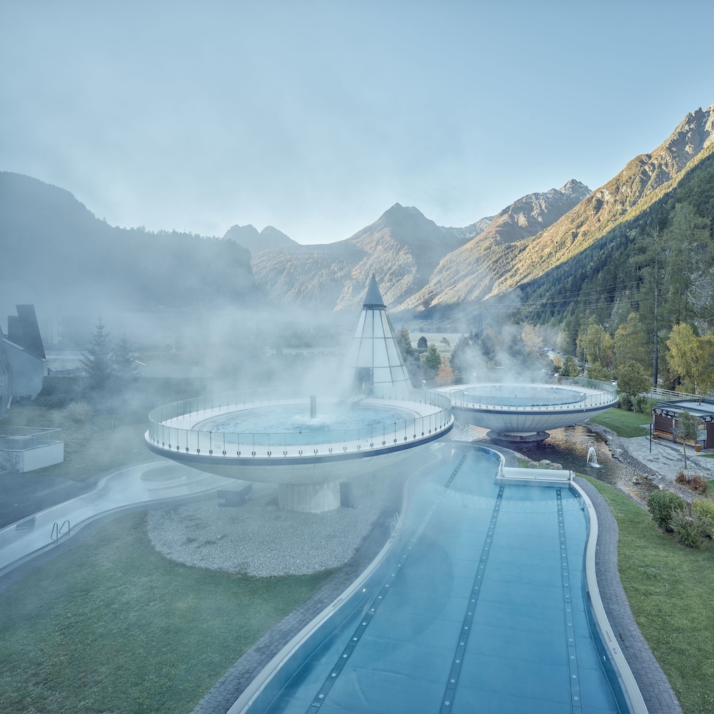 Aqua Dome Therme 42/50