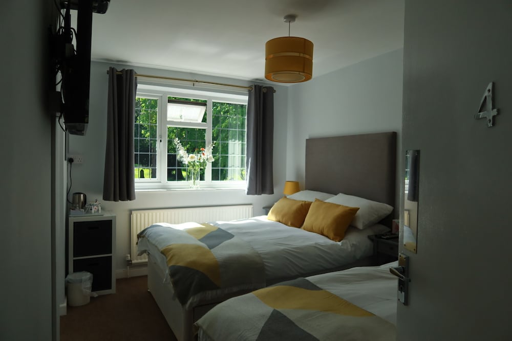 Avonlea Guest House 20/66