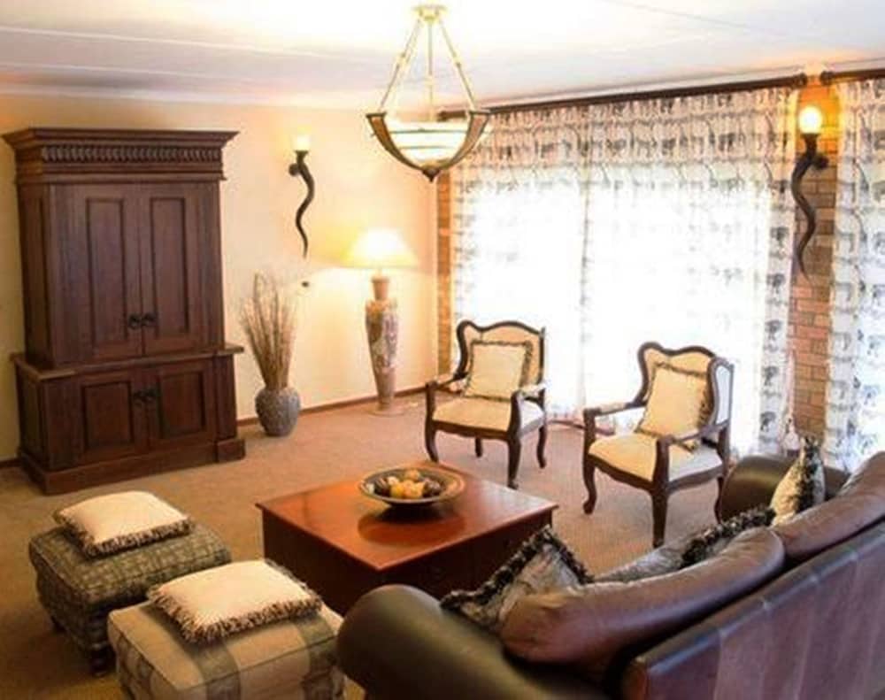 PREMIER RESORT MPONGO PRIVATE GAME RESERVE 29/50