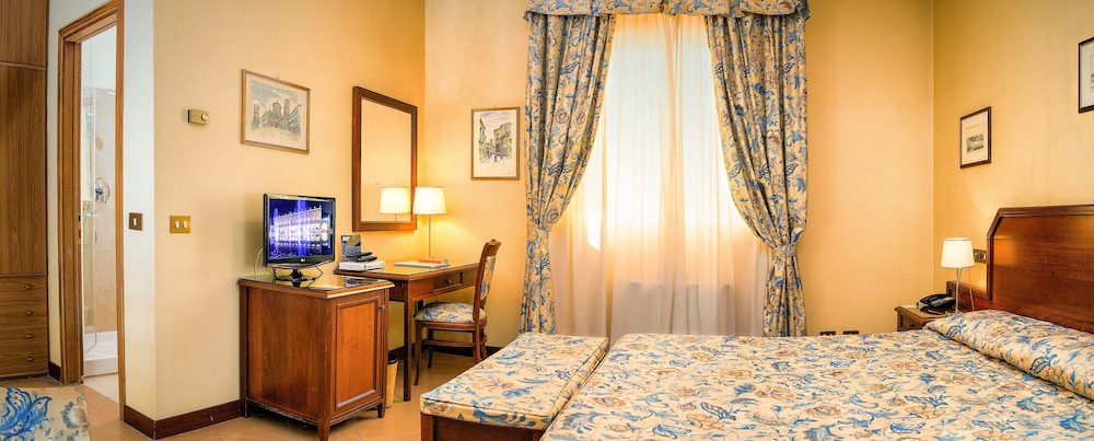 Albergo Reggio 28/63