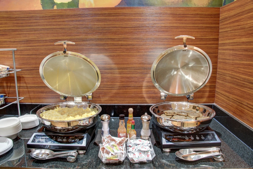 Fairfield Inn Suites Natchitoches 33/40