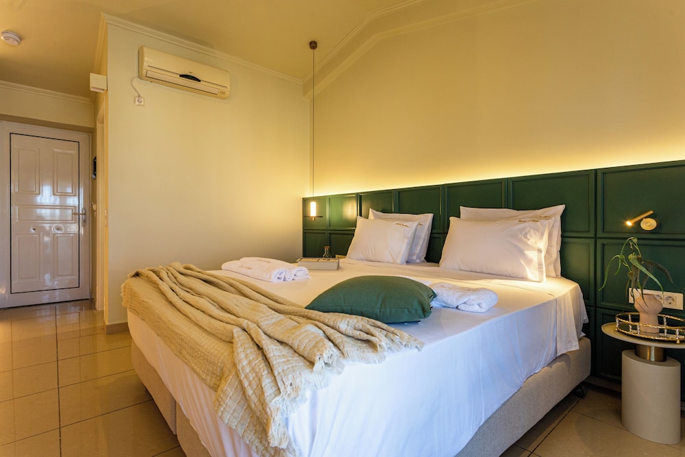 Garden, Deluxe, Double Bed