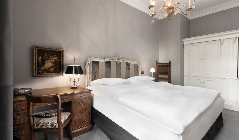 Schlosshotel Berlin 18/59