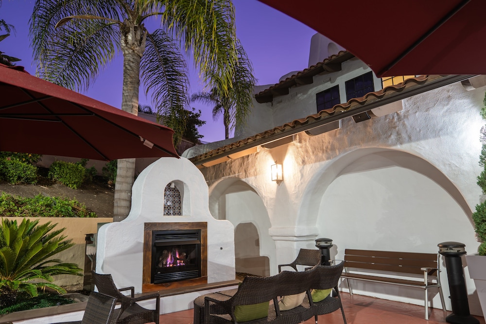 Holiday Inn Express San Clemente N – Beach Area 45/60