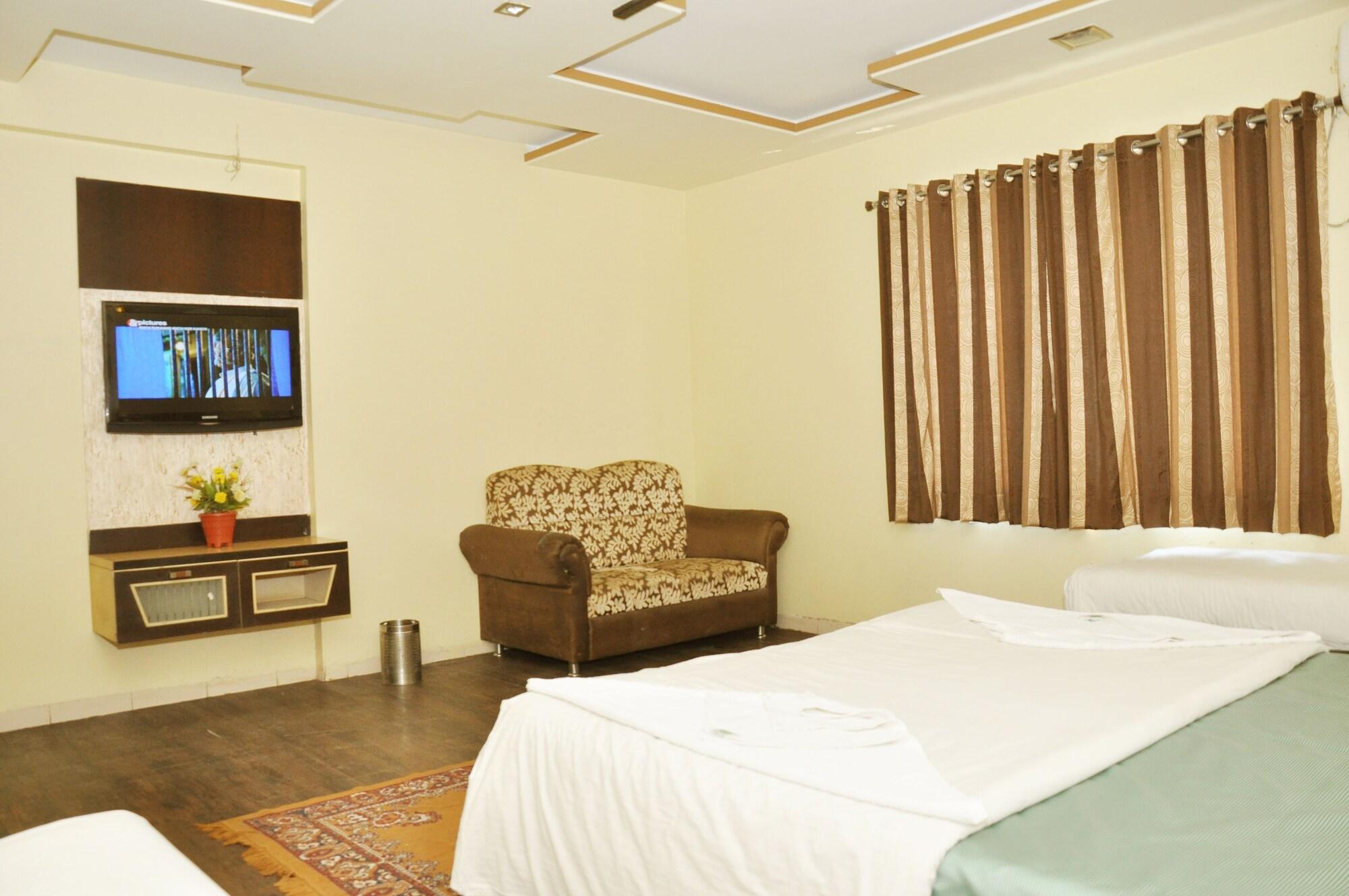 Hotel Sai Suraj Palace 6/20