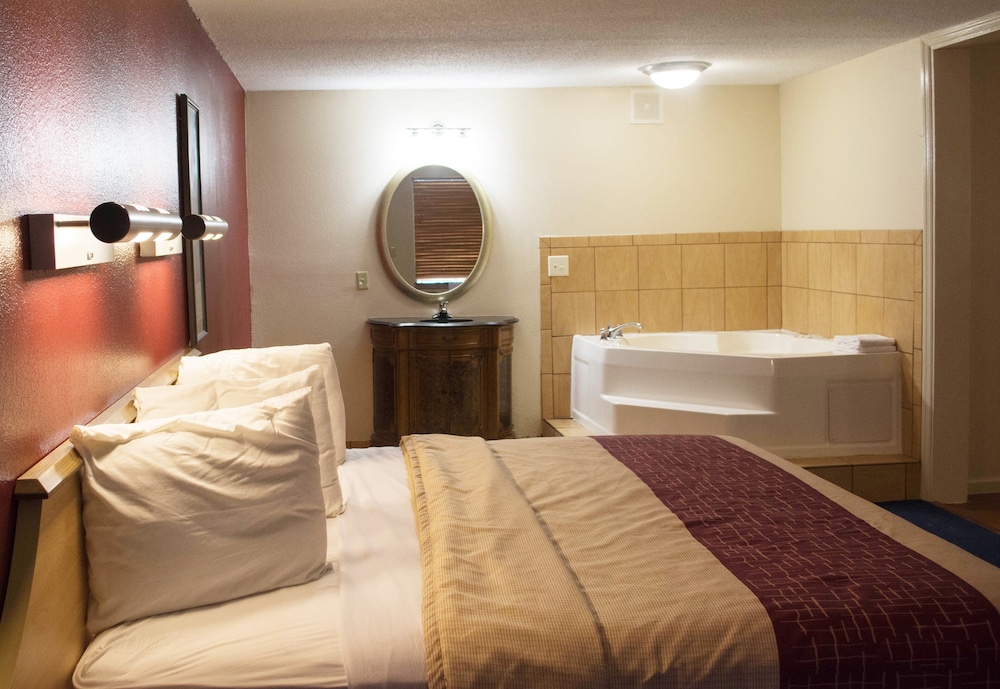 Red Roof Inn Somerset 23/37