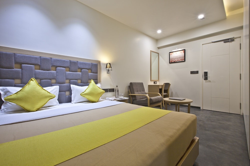 Hotel Sifat International 10/50