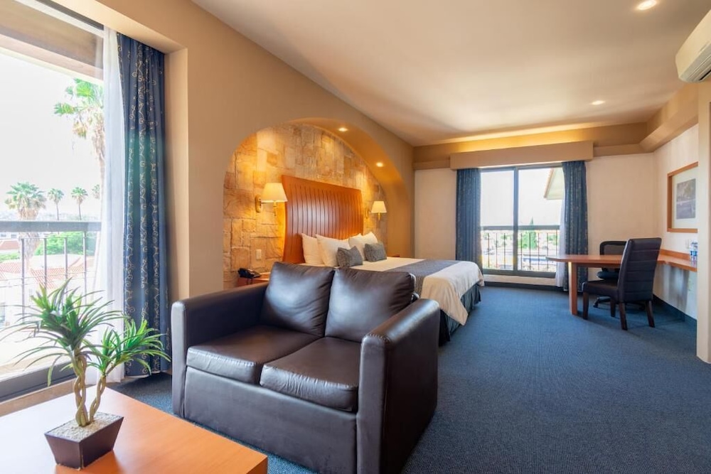 Hotel Flamingo Inn 44/67