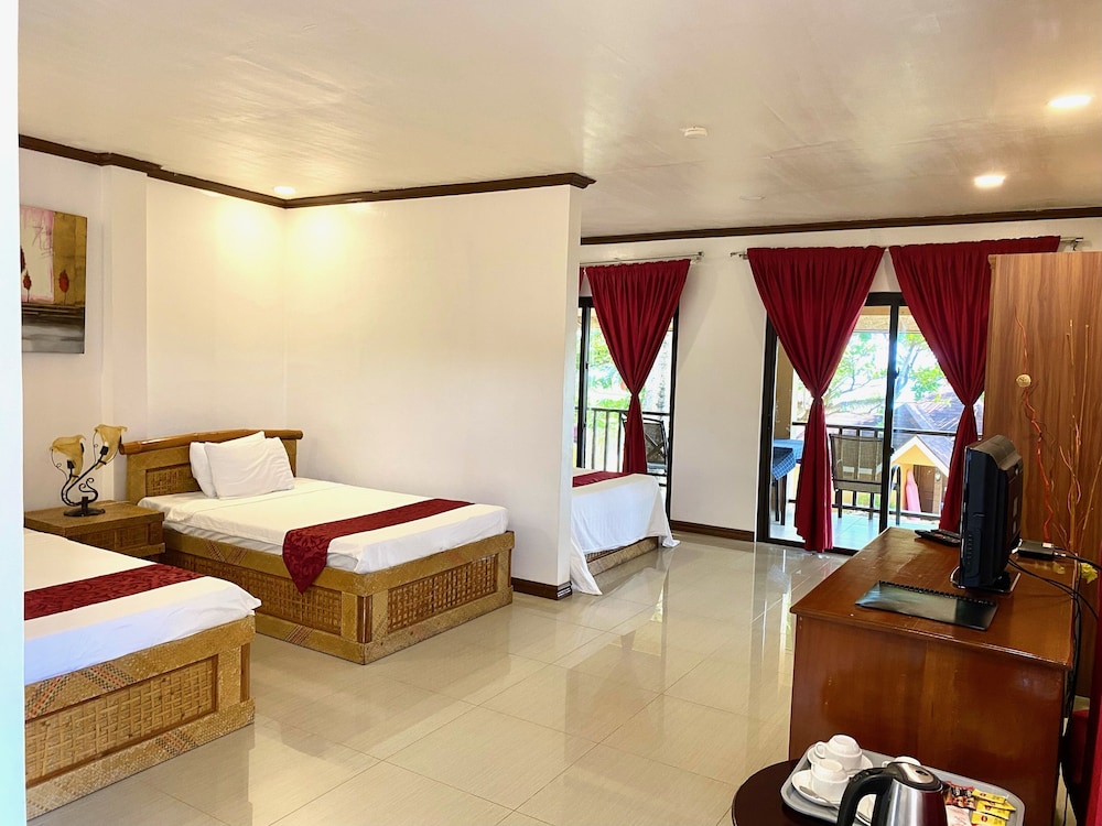 Anda White Beach Resort 27/64