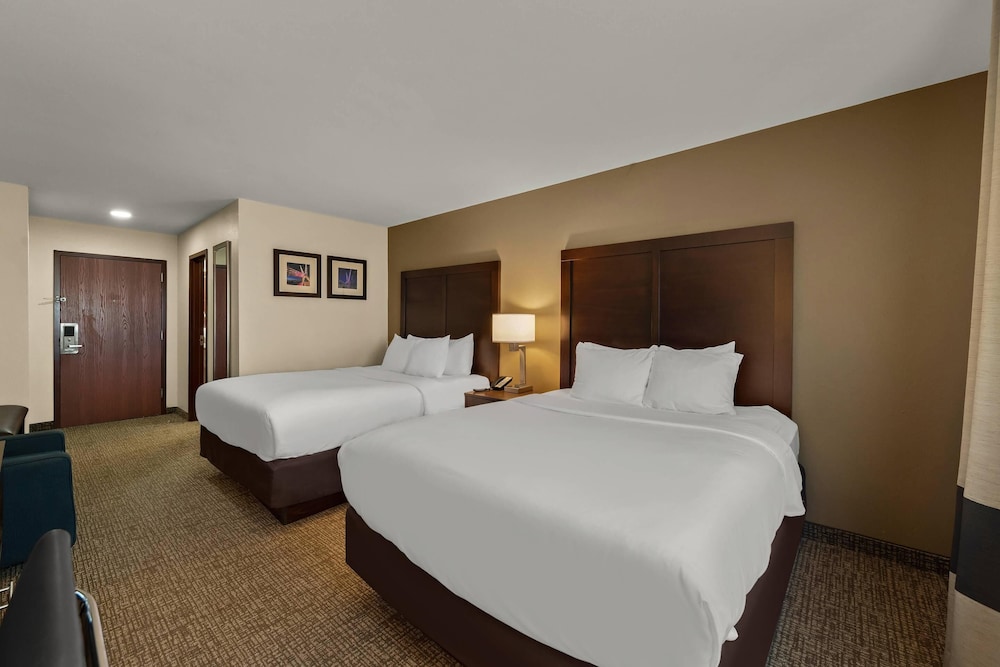 غرفة قياسية بسريرين كوين، Comfort Inn and Suites Atoka 2/6