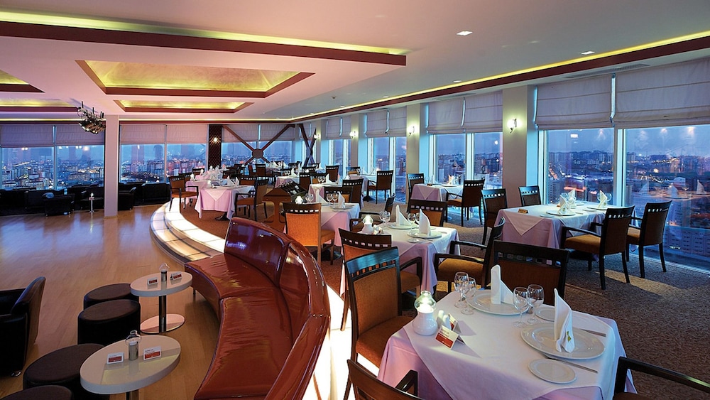 Kaya Istanbul Fair Convention Hotel 41/52