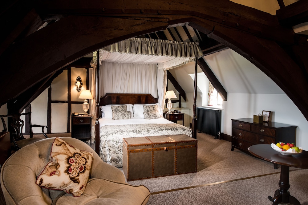 Ellenborough Park Hotel 53/75