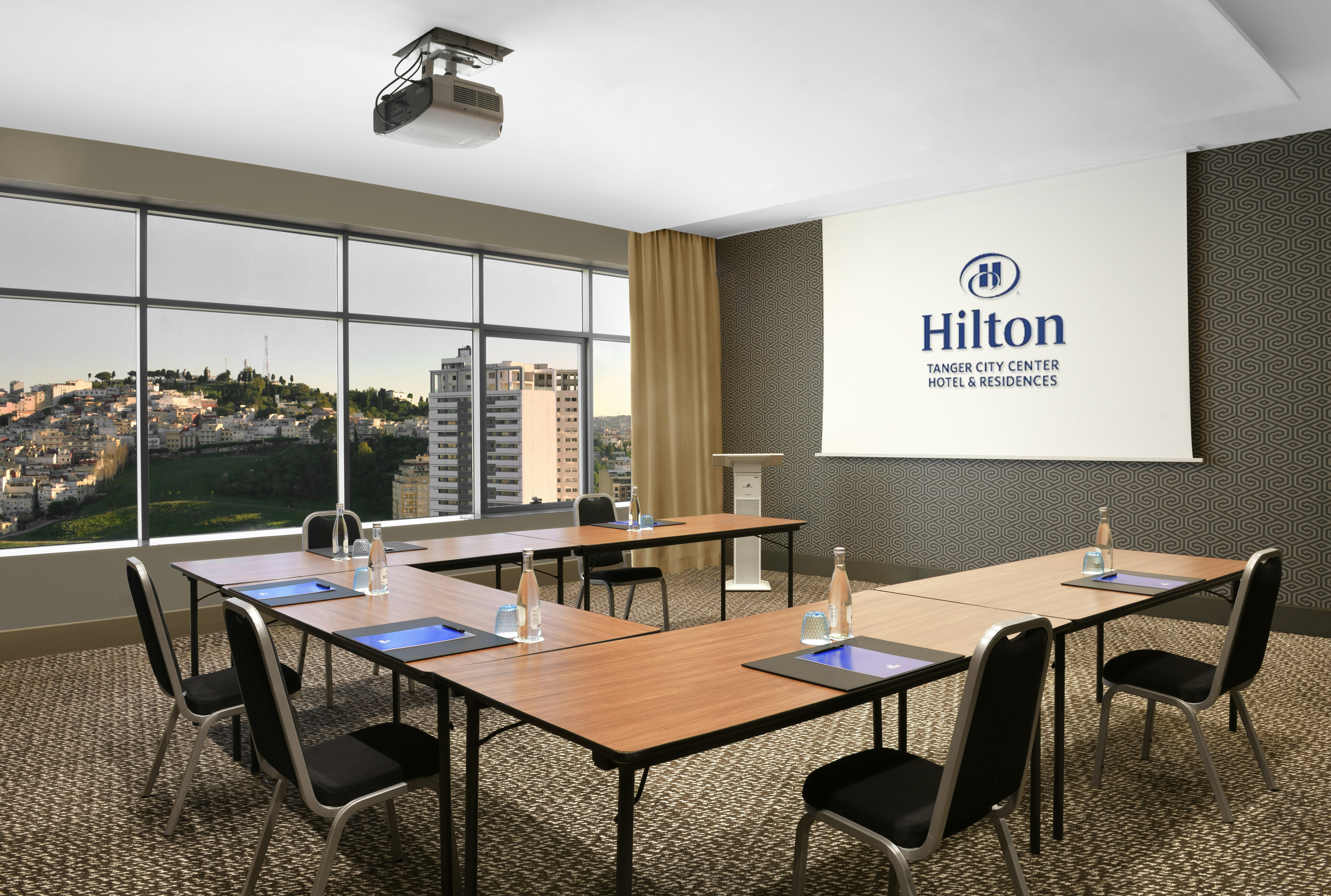 Hilton Tanger City Center Hotel And Residences 51/53
