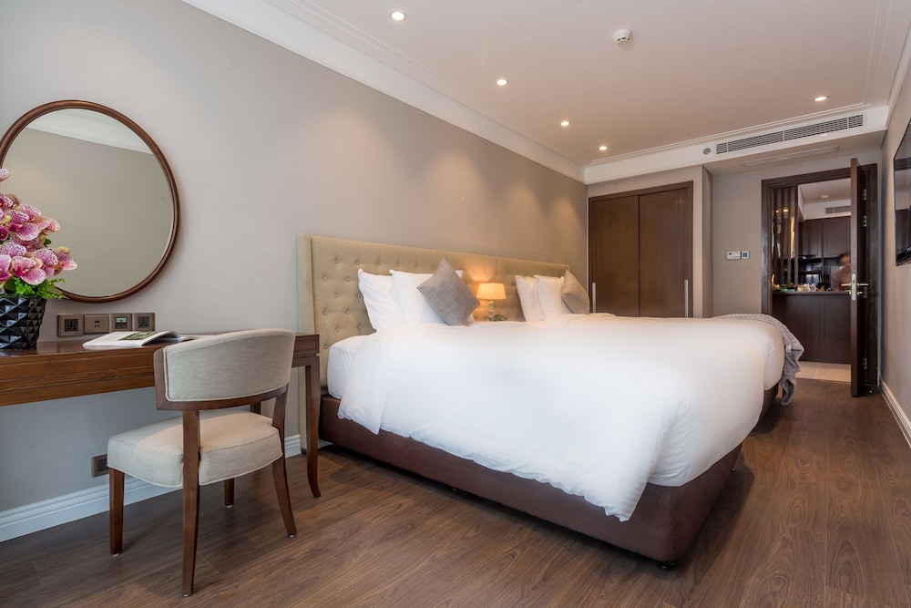 Altara Suites Da Nang 13/50
