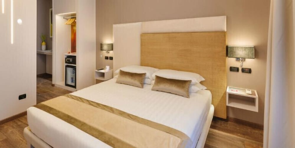 Etruska Luxury Trastevere 34/56
